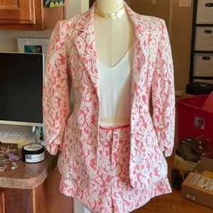 TART COLLECTIONS Cream Lace with Salmon underlay Short Suit Size M, Preowned